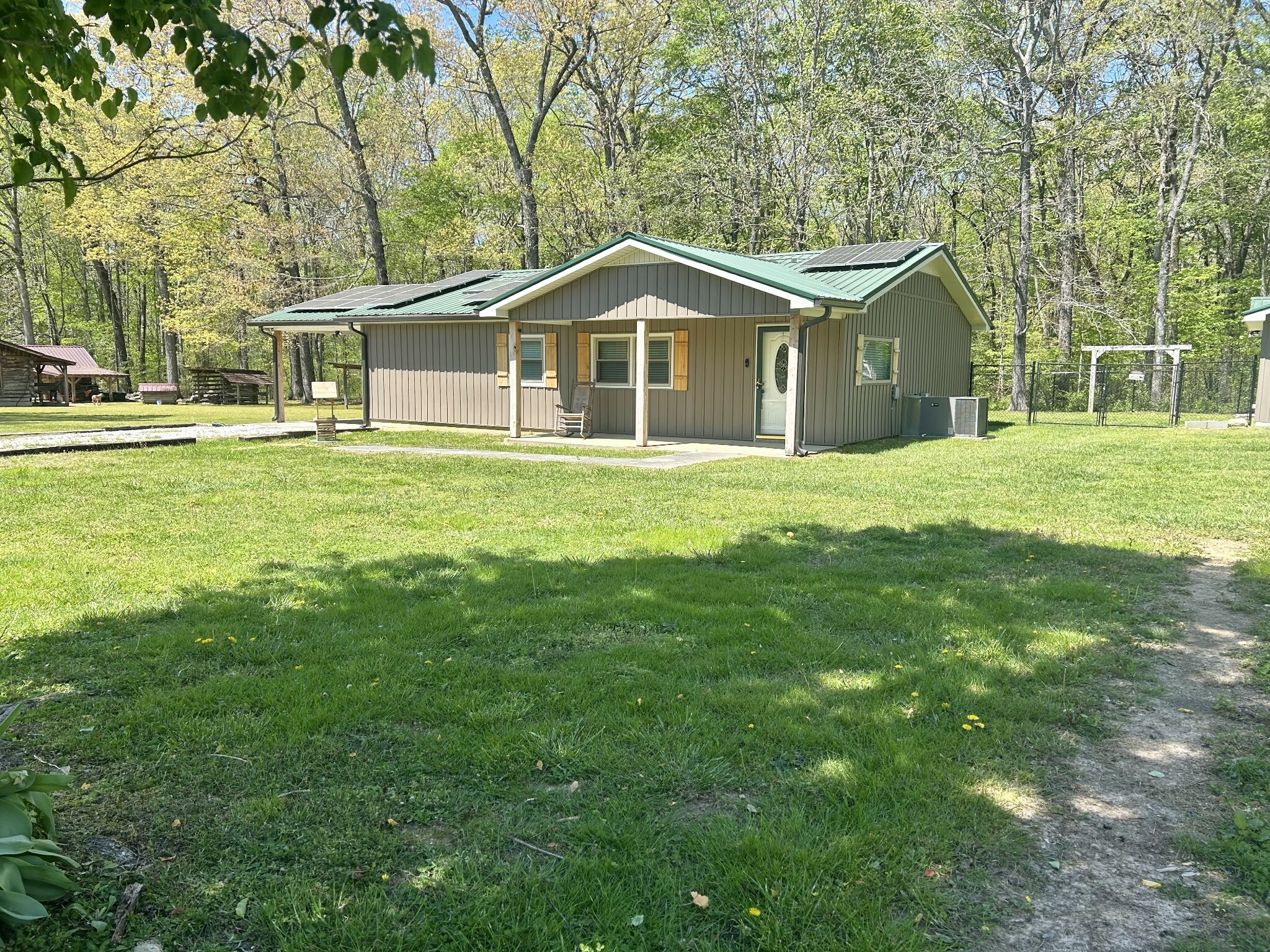 Property Photo:  403 Bryan Blvd  TN 37355 