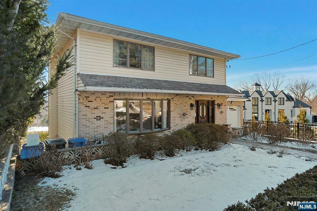 Property Photo:  84 Miles Street  NJ 07620 