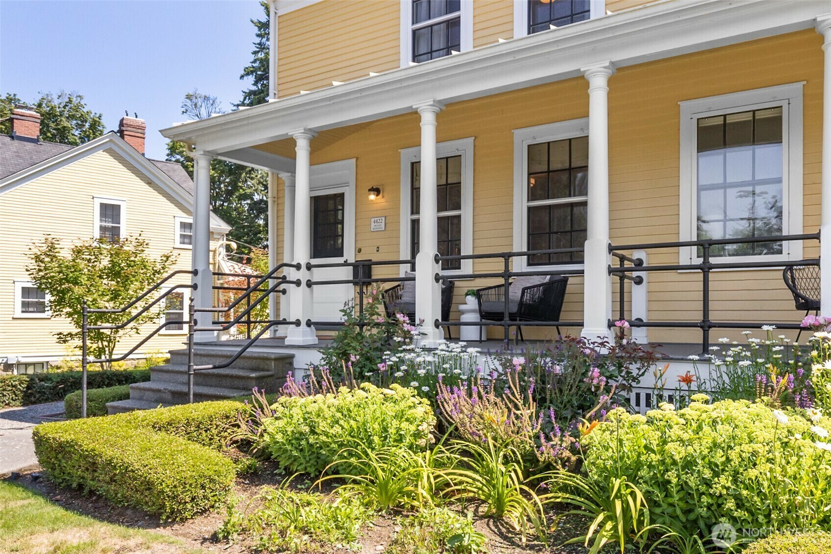 Property Photo: 4422 Montana Circle W WA 98199