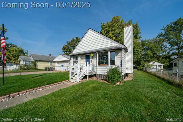 Property Photo:  33 E Ann Arbor Avenue  MI 48340 