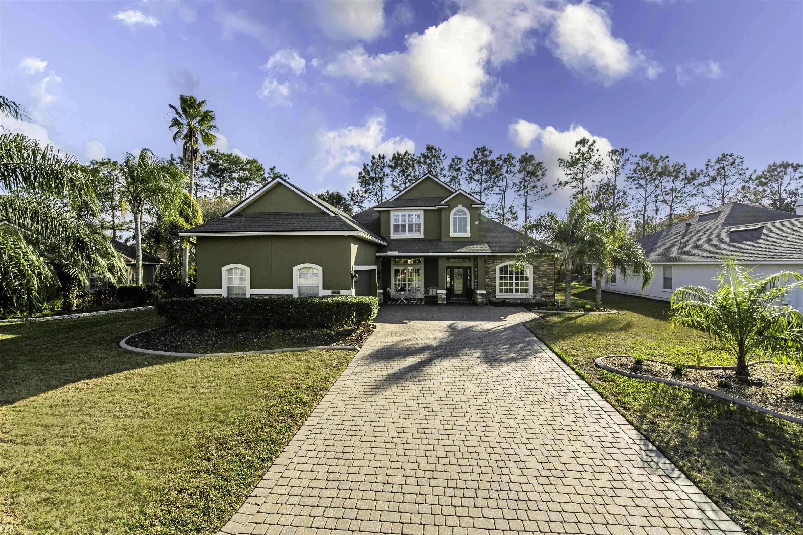 Property Photo:  2269 Cascadia Ct  FL 32092 