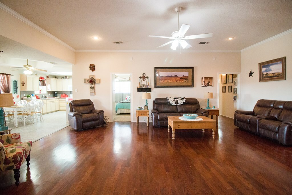 Property Photo: 11661 Twin Lakes Lane TX 76904