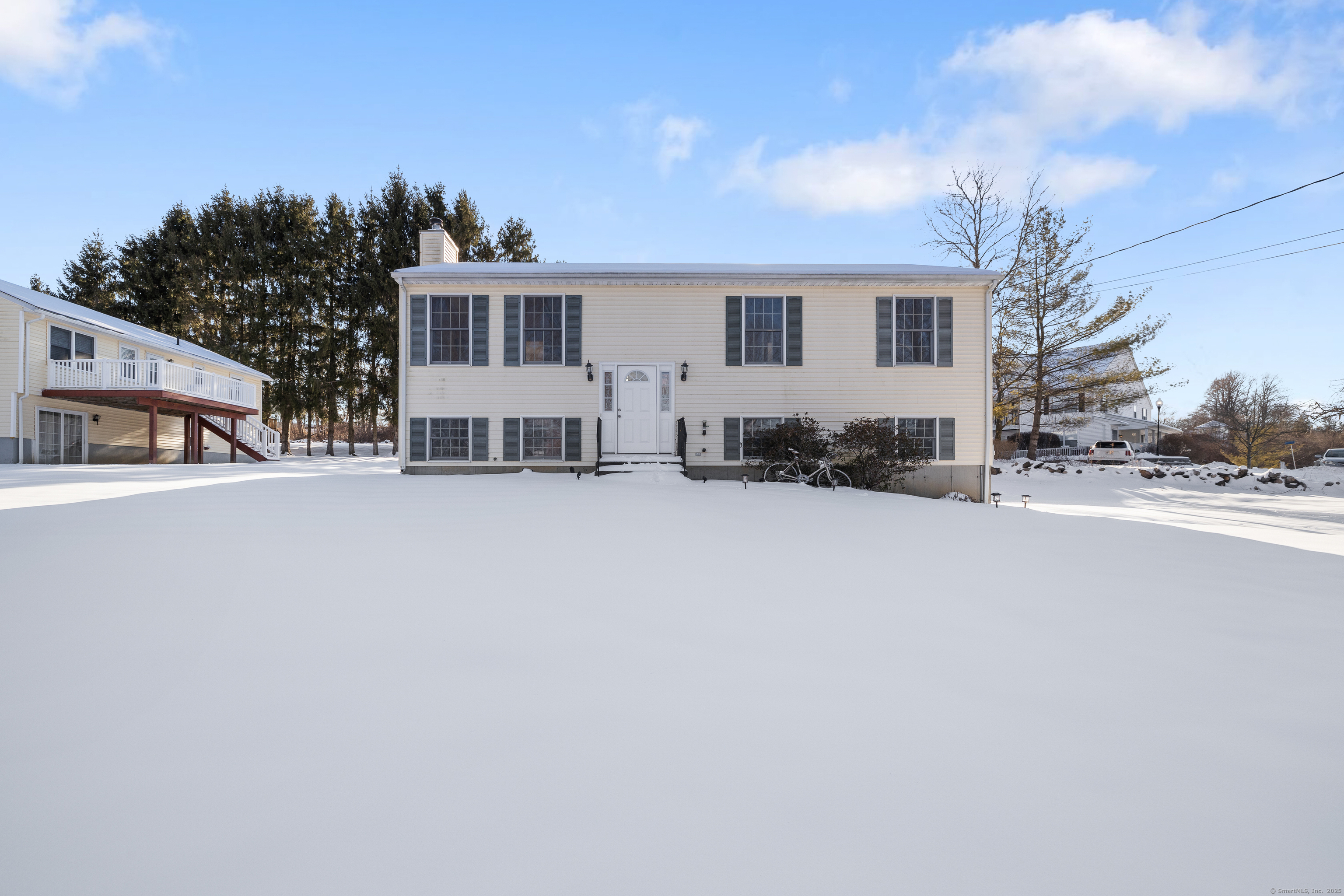 Property Photo: 18 Windaway Road CT 06810