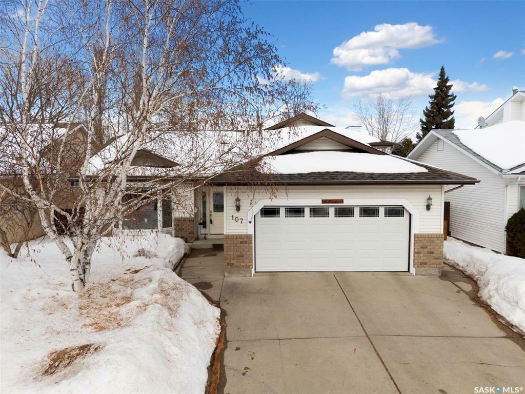 107 Franklin Crescent  Saskatoon SK S7J 5G4 photo