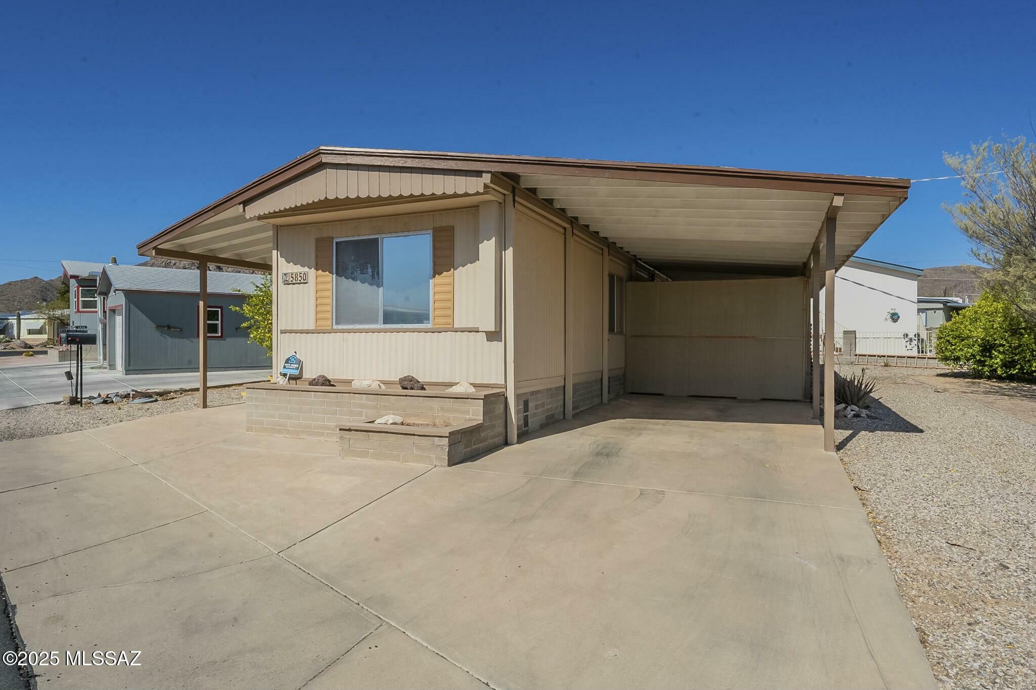Property Photo: 5850 W Box R Street AZ 85713