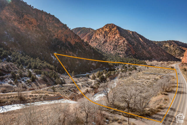 Property Photo: 1310 Highway UT 84720