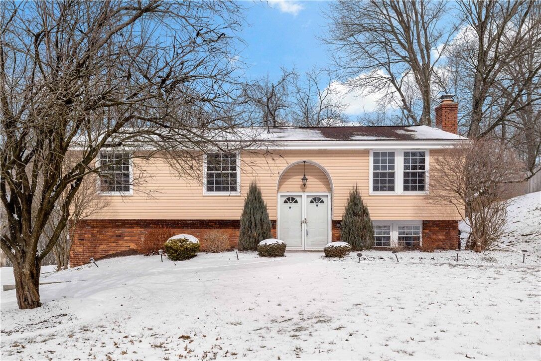Property Photo:  514 Glen Malcolm  PA 15108 