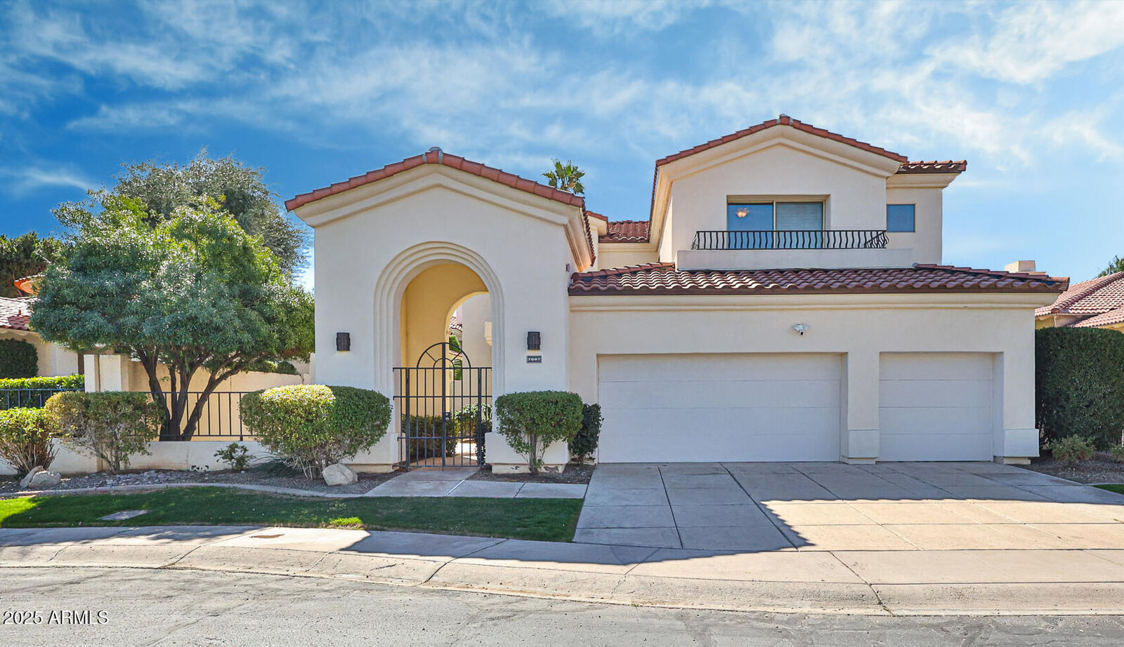 Property Photo:  7667 E Krall Street  AZ 85250 