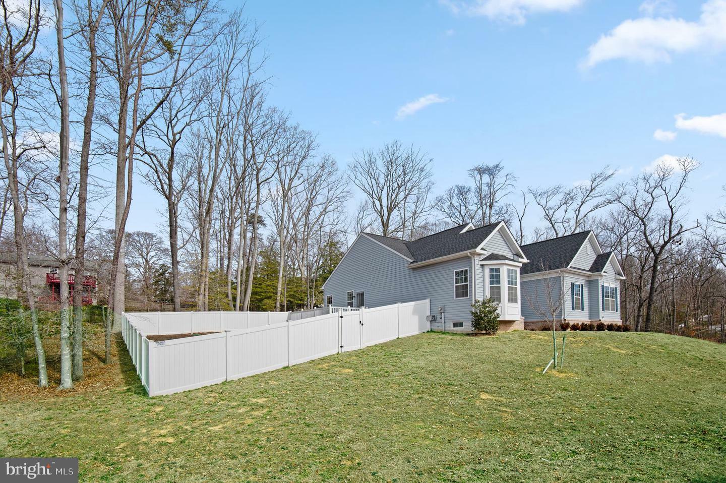 Property Photo:  1962 Foxwood Lane  MD 20657 