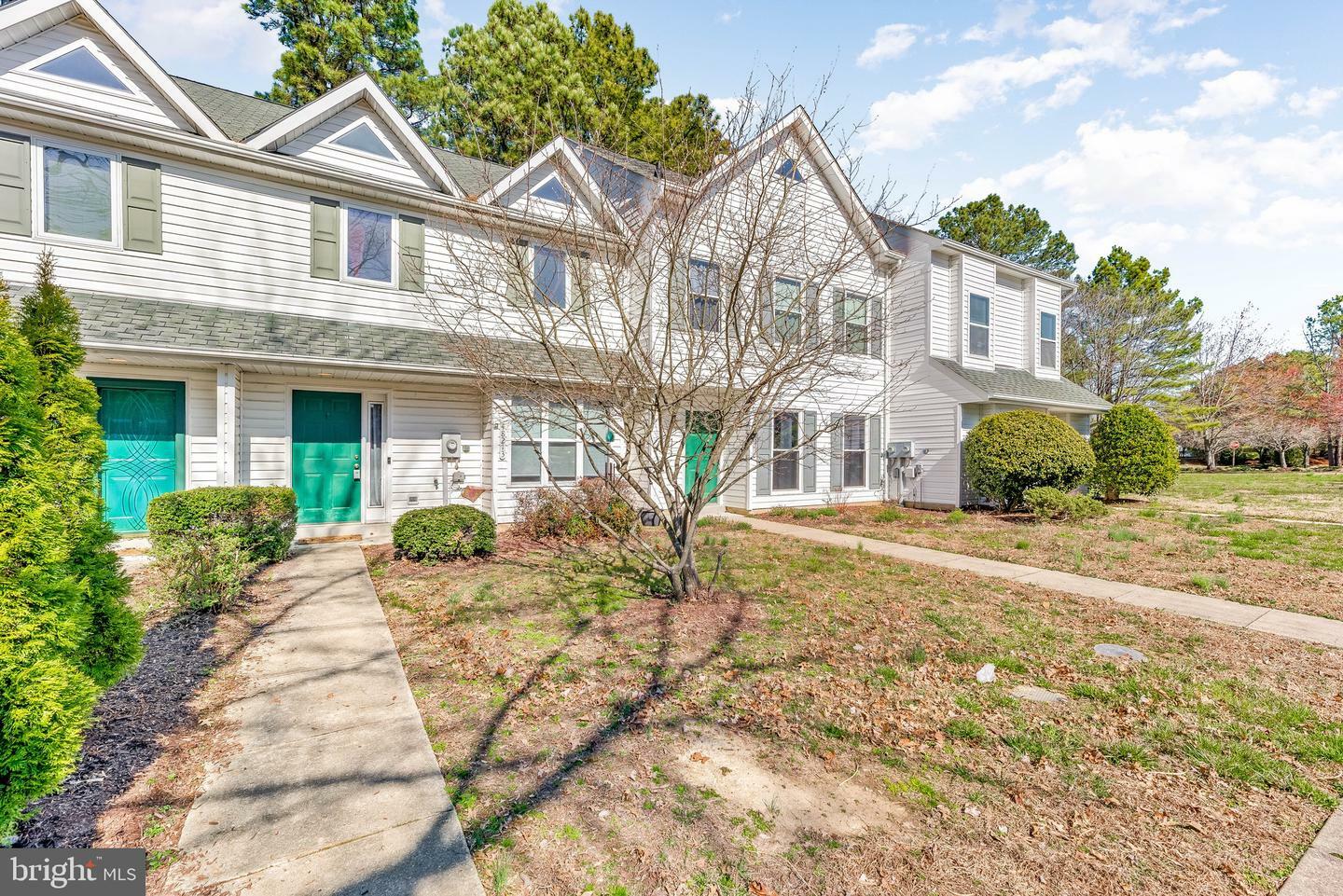 Property Photo:  48213 Picketts Harbor Court  MD 20653 