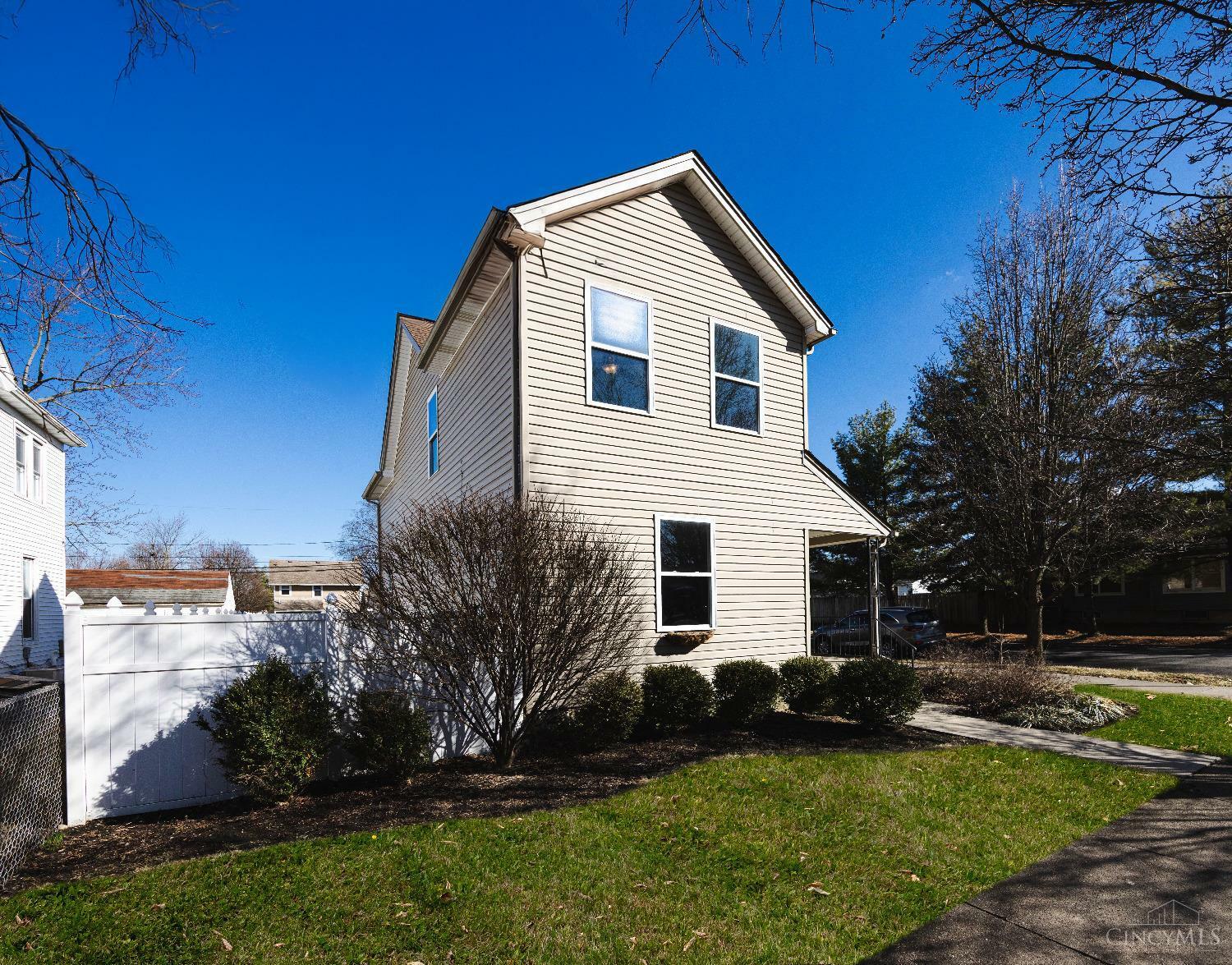 Property Photo:  902 Cleveland Avenue  OH 45013 