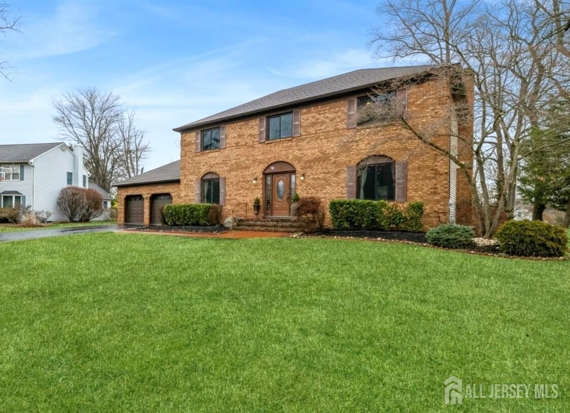 Property Photo:  19 Rustic Drive  NJ 08902 