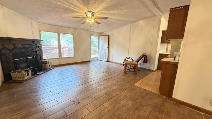 Property Photo:  5243 Morris Street  FL 32539 