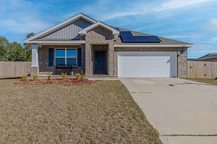 Property Photo: 8628 Tarsus Drive FL 32583