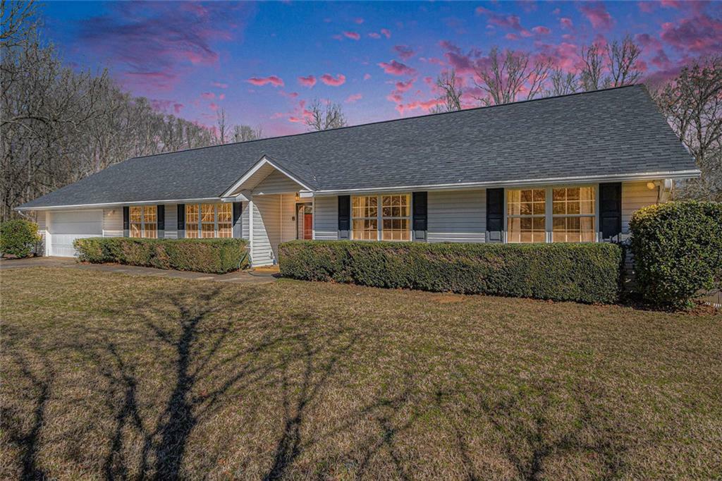 Property Photo:  895 Lawshe Road  GA 30276 