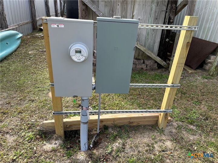 Property Photo:  167 Kimberly Street  TX 77982 