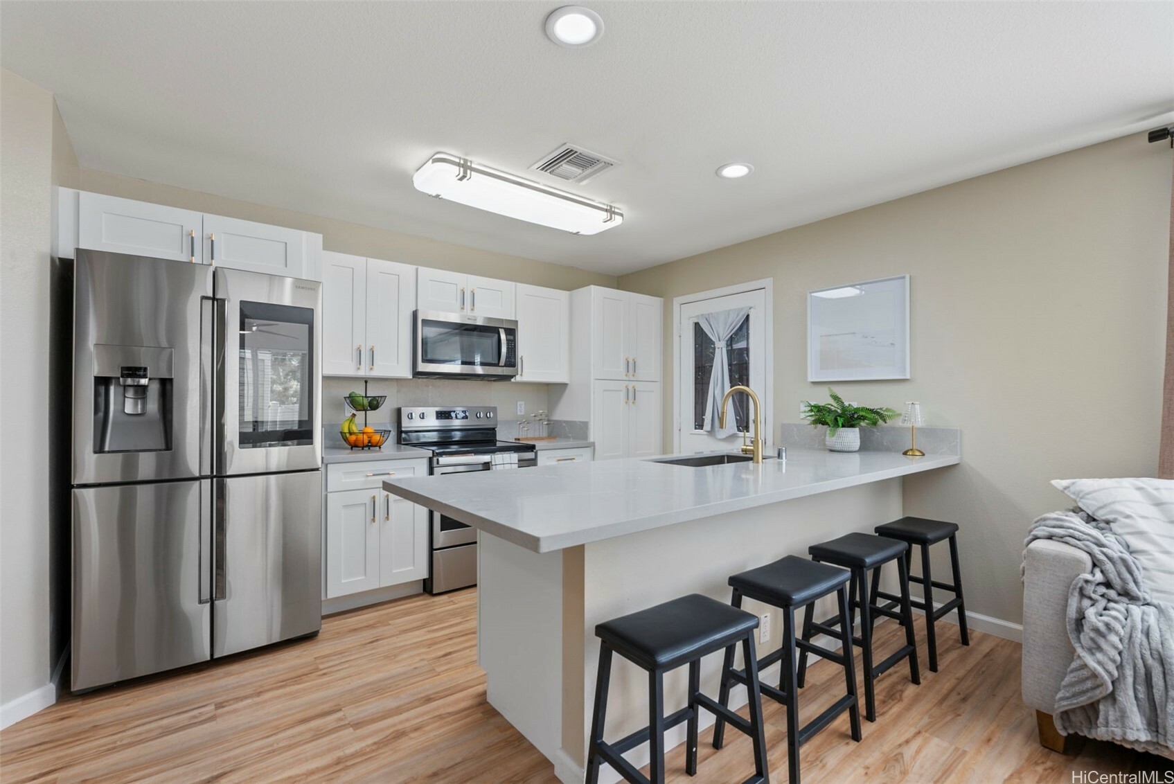 Property Photo:  91-586 Makalea Street 175  HI 96706 