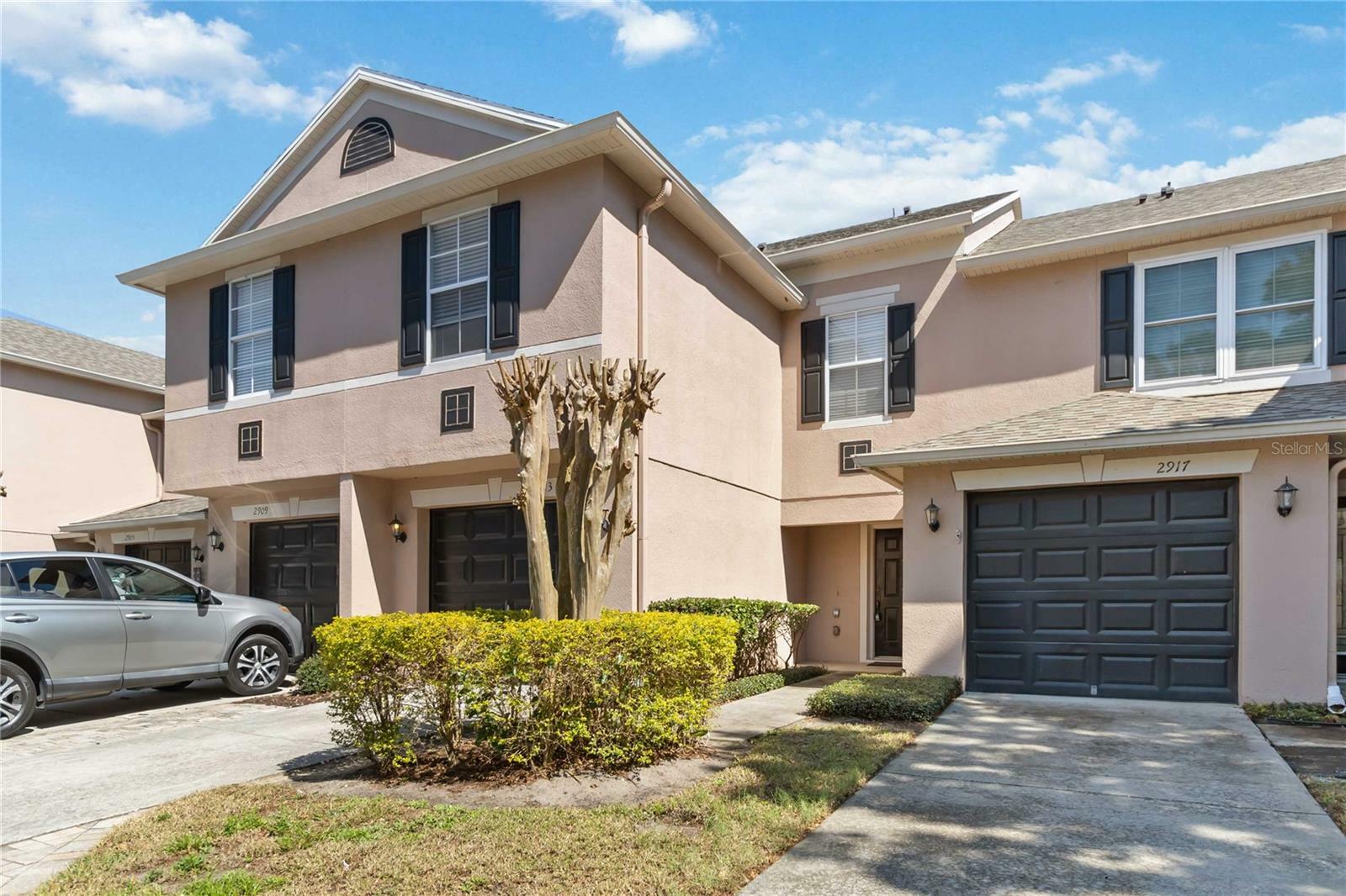 Property Photo:  2913 Ashford Park Place  FL 32765 