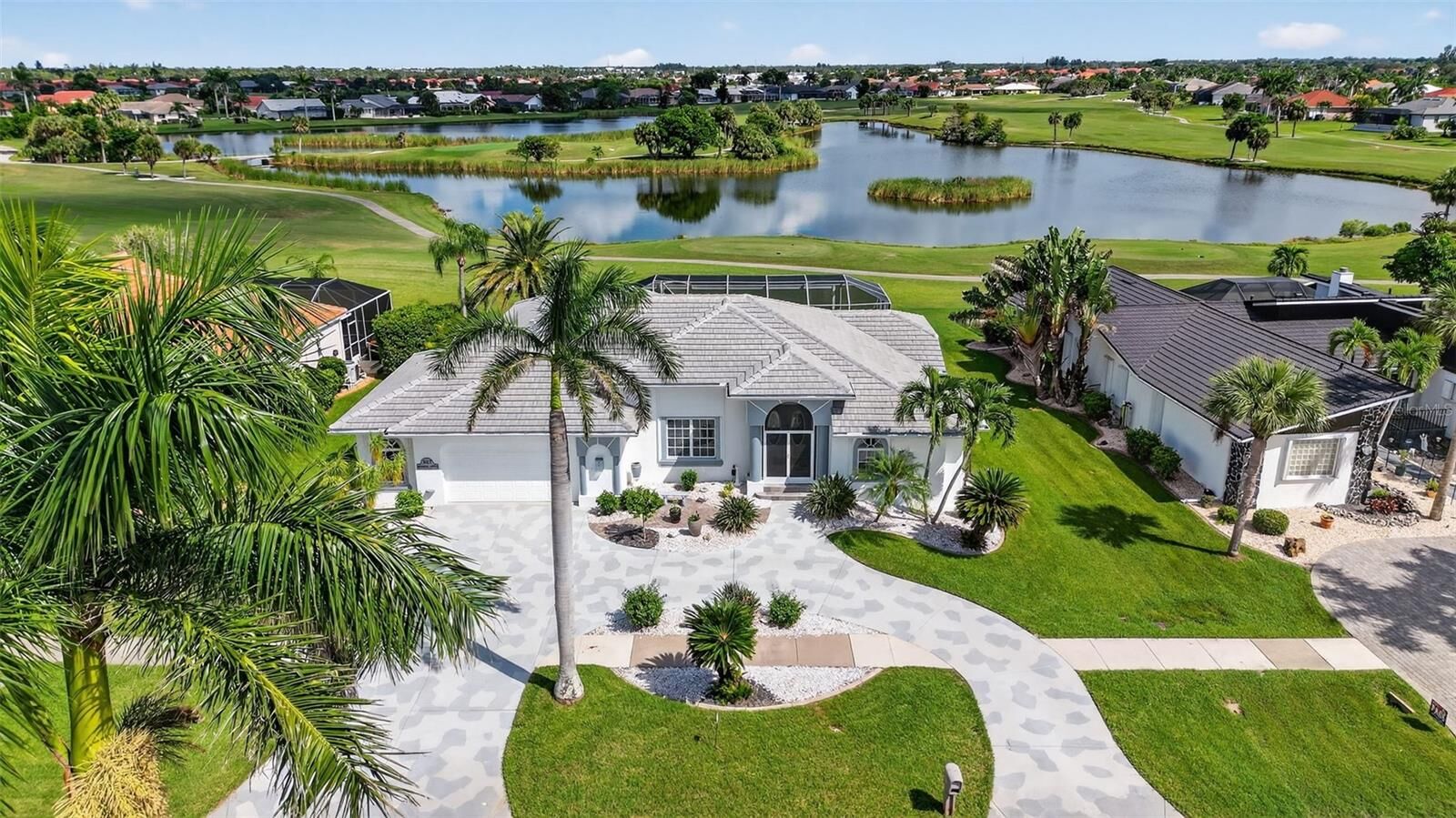 Property Photo:  507 Monaco Drive  FL 33950 