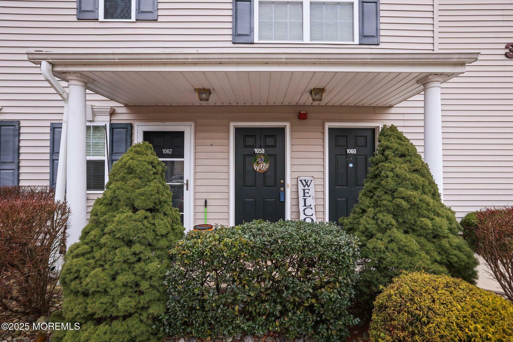 Property Photo:  1058 Morning Glory Drive 1058  NJ 08831 