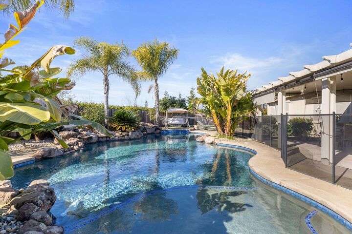 400 Baslow Court  Roseville CA 95661 photo