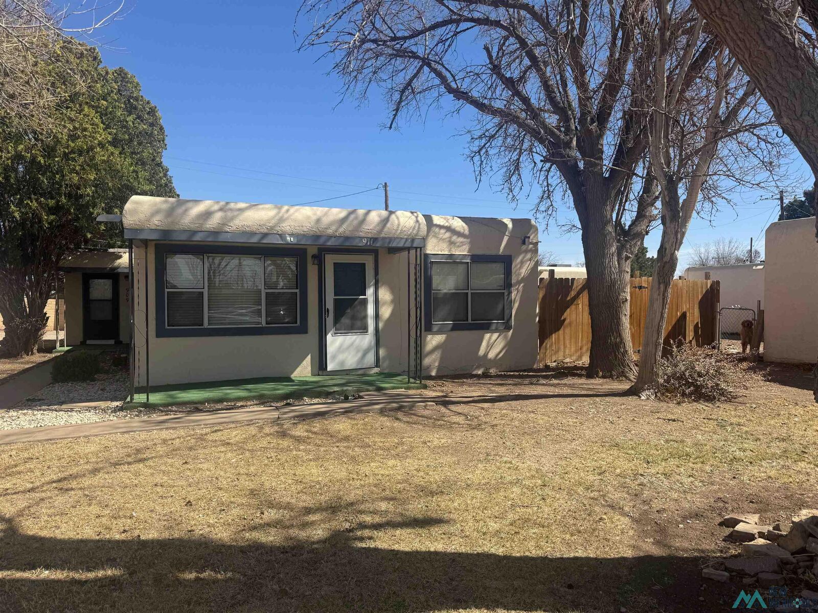 Property Photo: 911 S 10th Street Court Court NM 88210