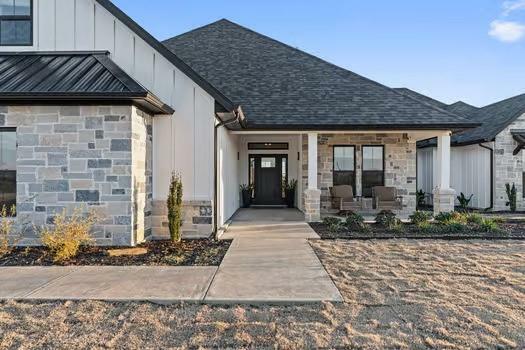 Property Photo:  4319 County Road 2617  TX 75135 