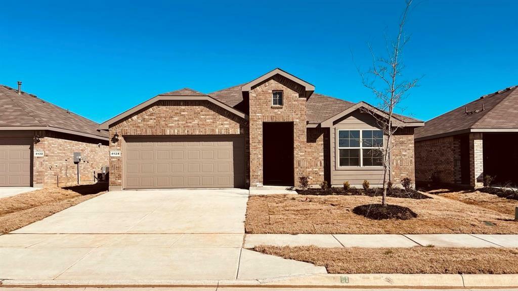 Property Photo: 4128 Twisted Creek Drive TX 76036