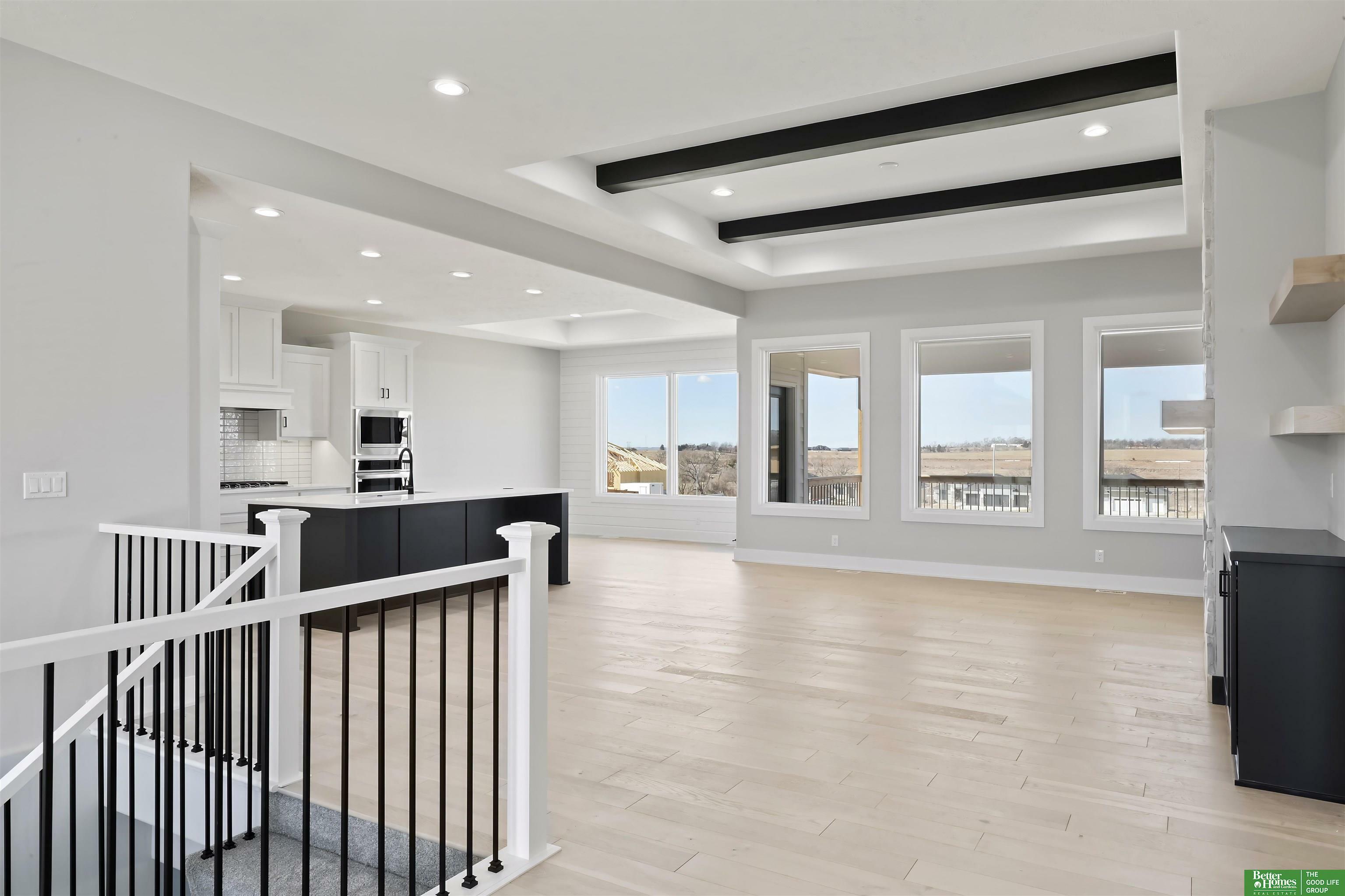 Property Photo: 5430 N 212 Avenue NE 68022