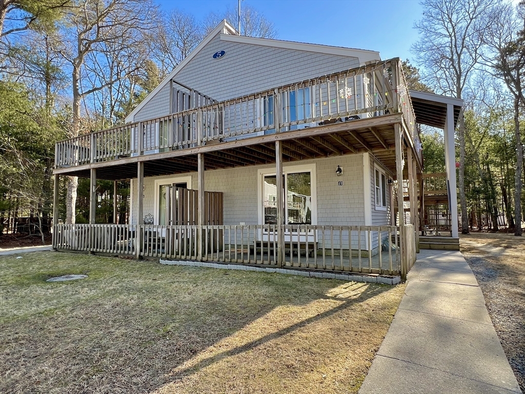 Property Photo:  70 Cape Dr 5B  MA 02649 