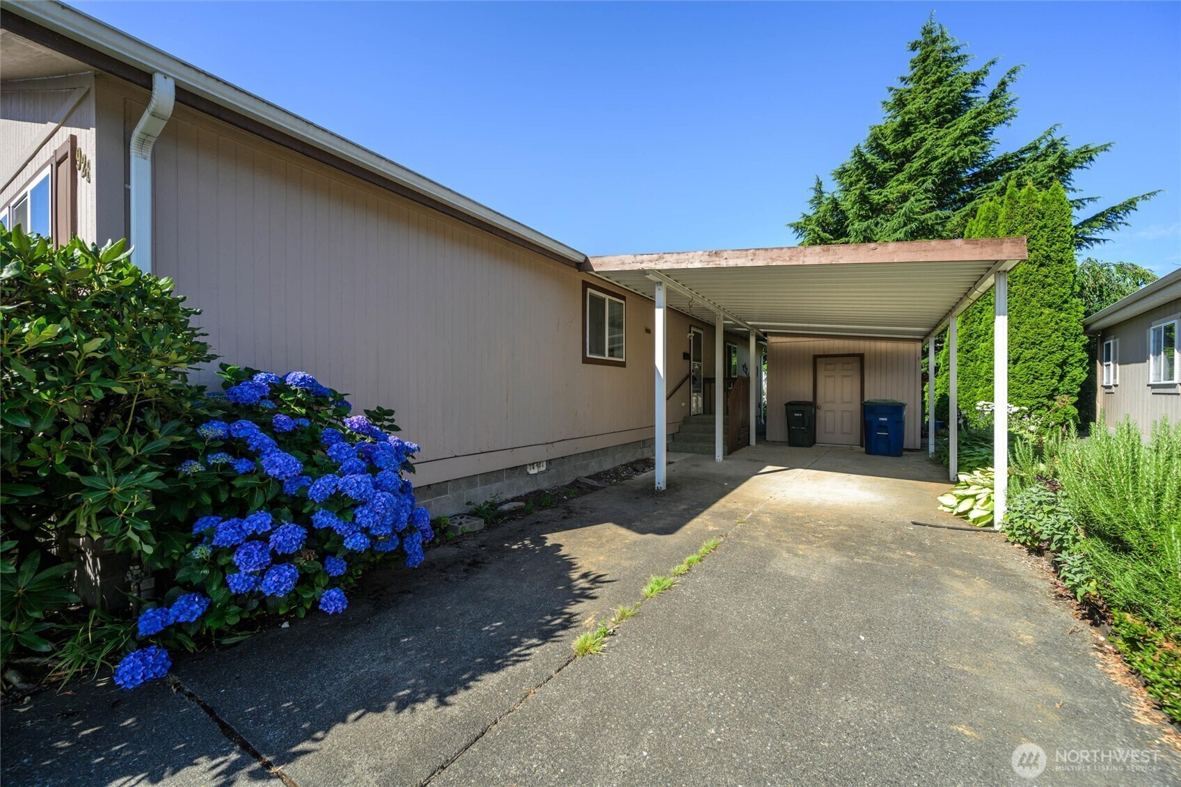Property Photo:  928  Carriage Court 62  WA 98284 