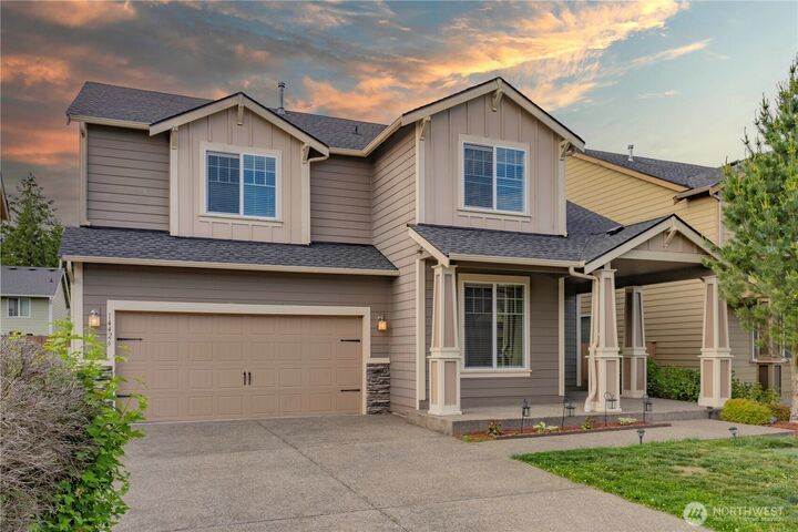 Property Photo:  14426  99th Ave  SE  WA 98597 
