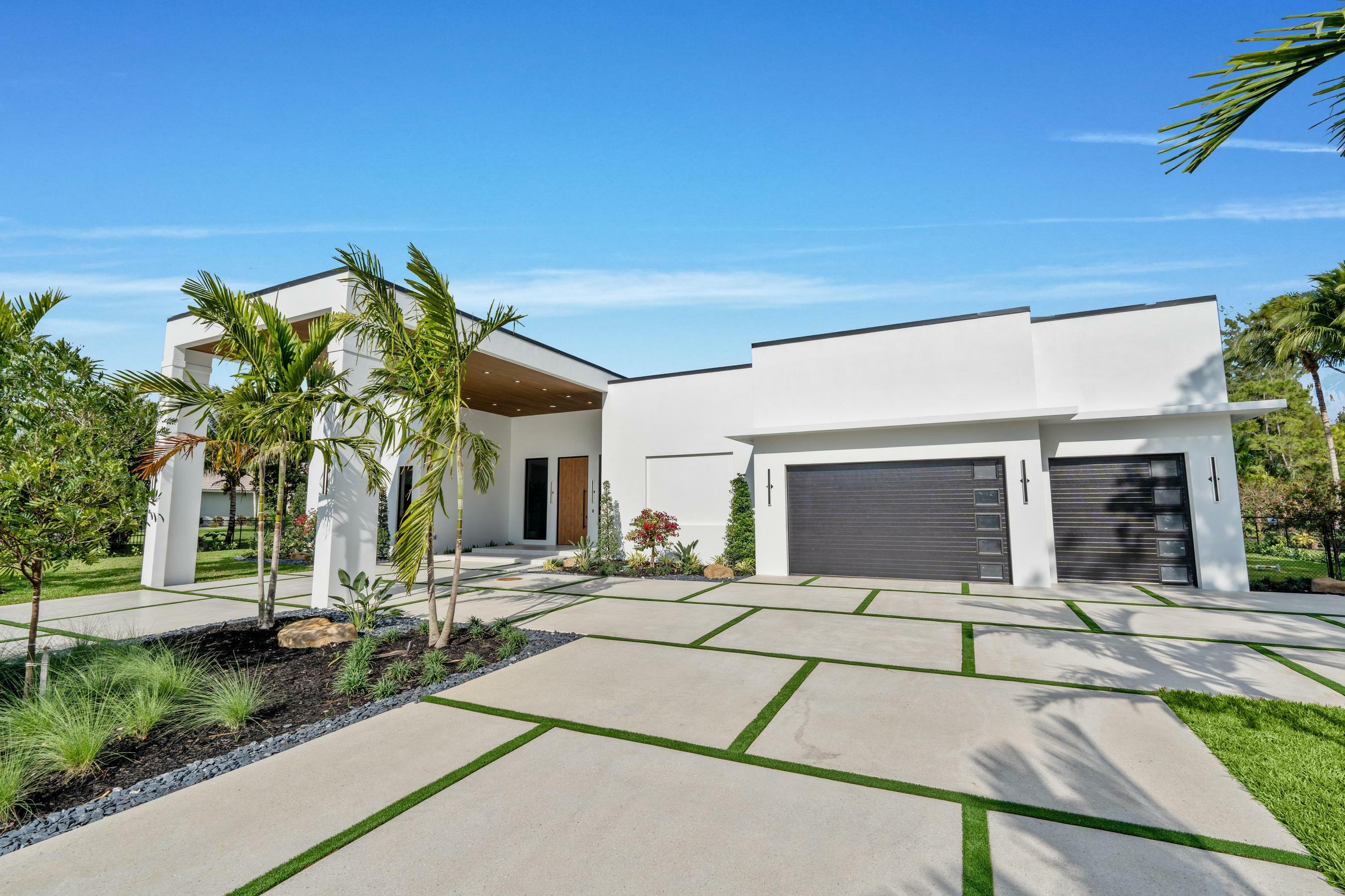 Property Photo: 6676 NW 66th Way FL 33067