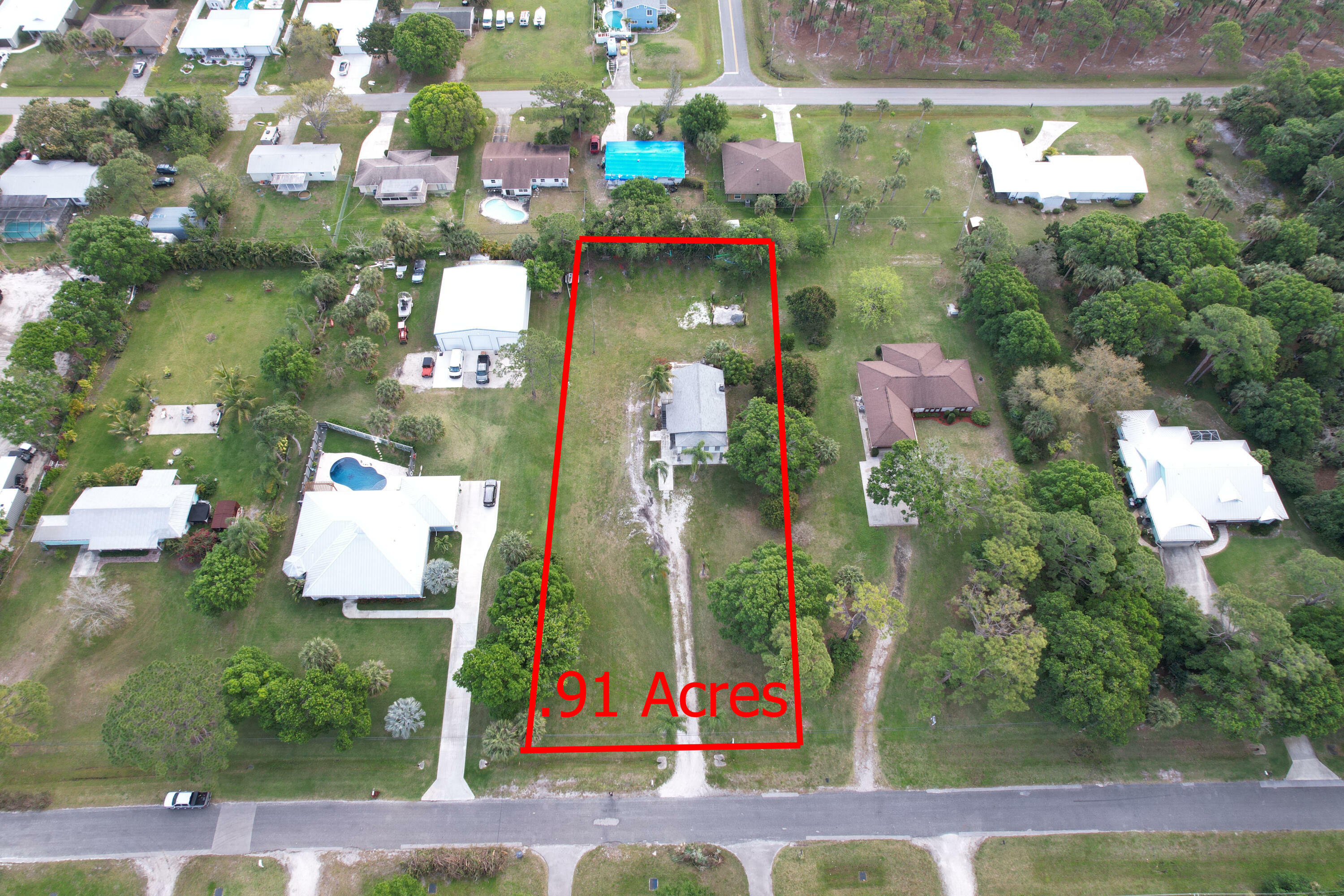 Property Photo:  4916 Silver Oak Drive  FL 34982 