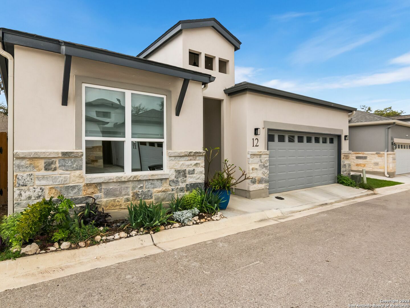 Property Photo: 11158 Vance Jackson Rd 12 TX 78230