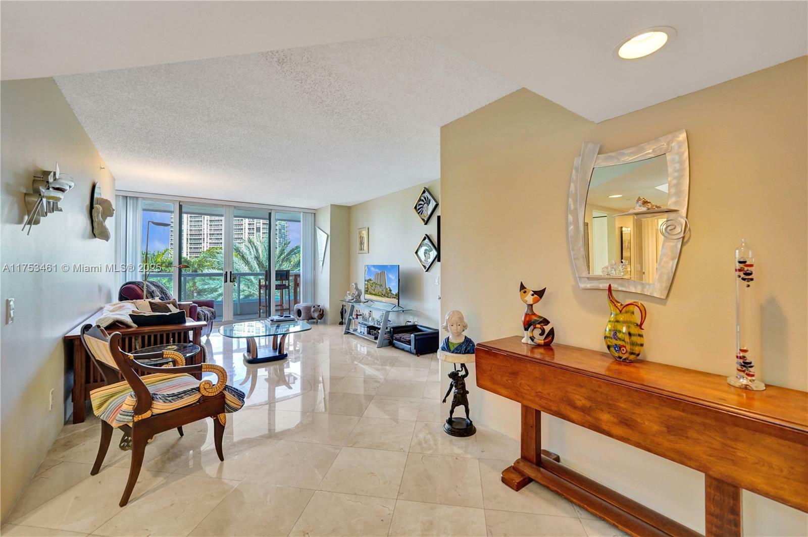 Property Photo:  21055 Yacht Club Dr 507  FL 33180 