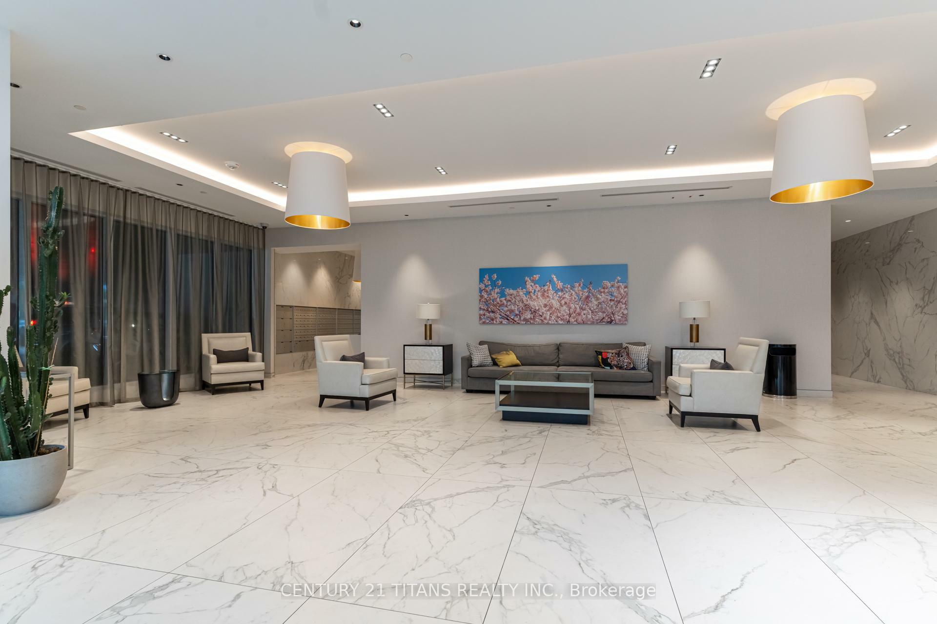 Property Photo: 1926 Lakeshore Blvd 4010 ON M6S 1A2