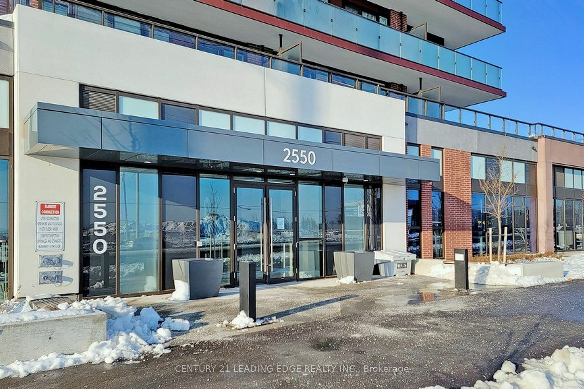 Photo de la propriété:  2550 Simcoe St 1115  ON L1L 0P8 