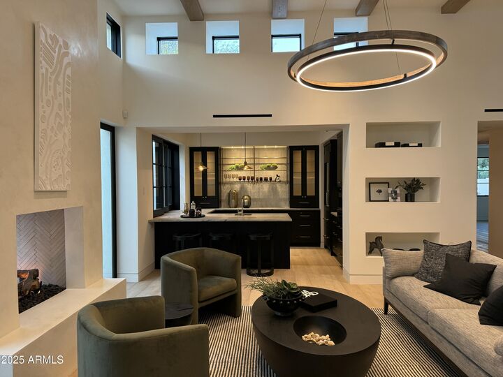 Property Photo:  5101 N Casa Blanca Drive 321  AZ 85253 