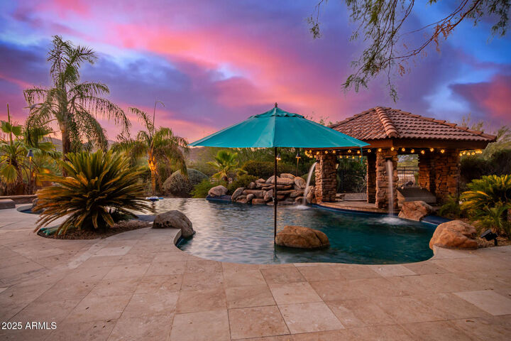 Property Photo: 5100 E Cloud Road AZ 85331