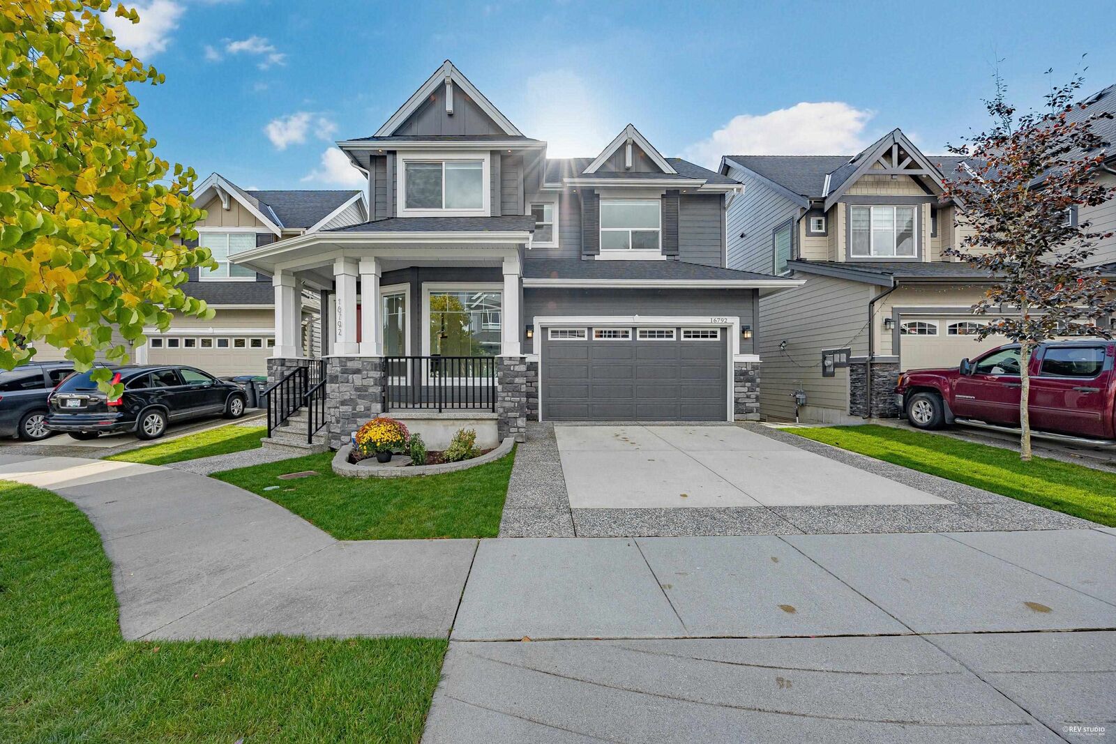 Property Photo:  16792 17B Avenue  BC V3Z 0T3 