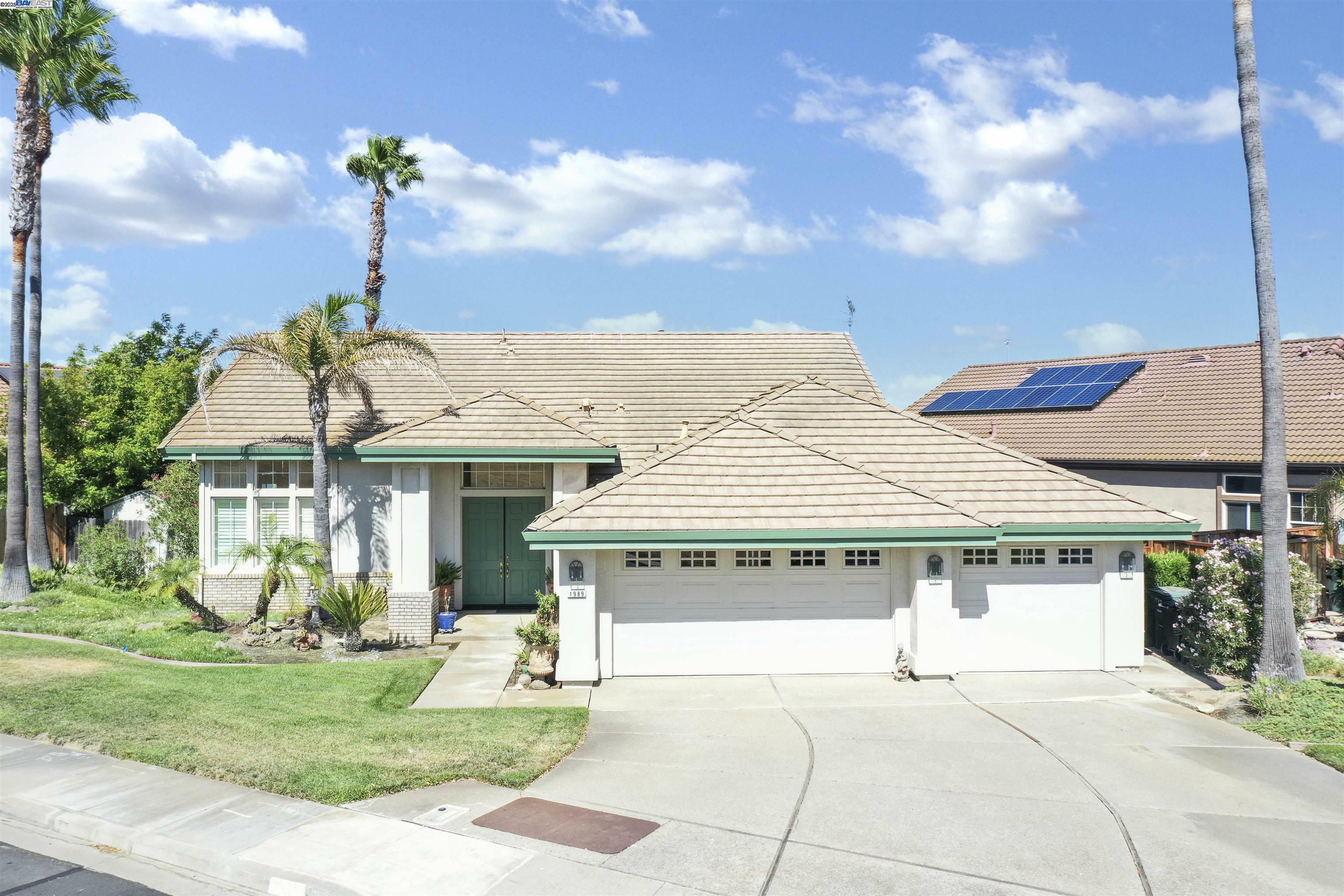 Property Photo:  1989 Newport Dr  CA 94505 