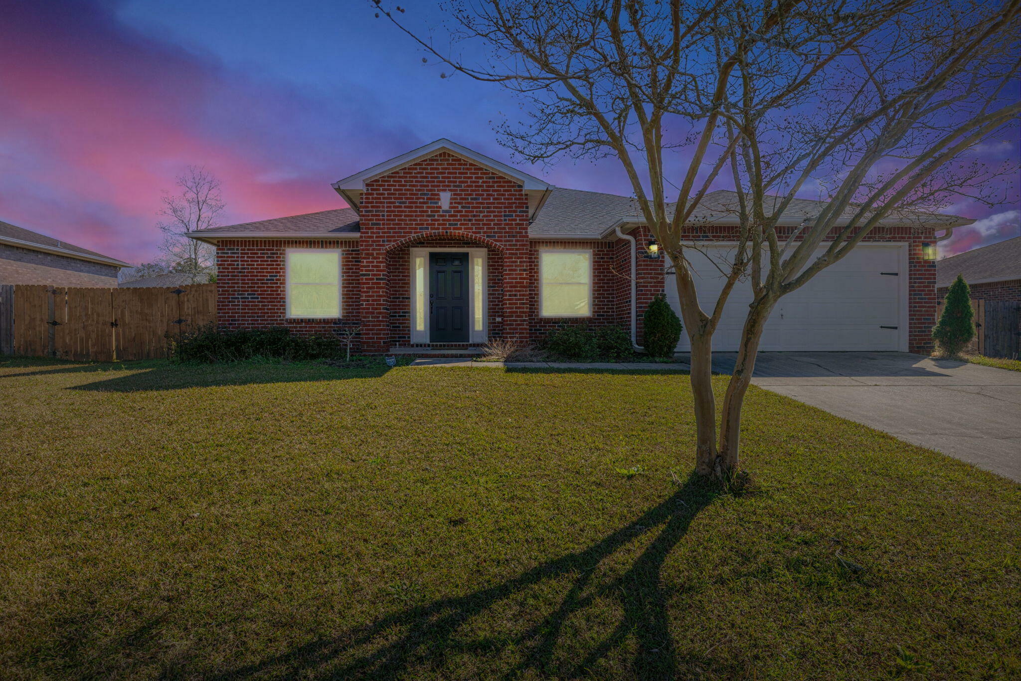 Property Photo: 4632 Carmel Circle FL 32571