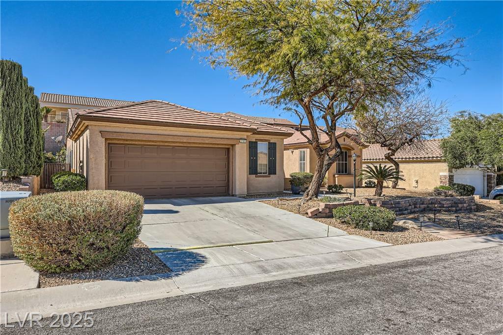 Property Photo: 2783 Cherrydale Falls Drive NV 89052