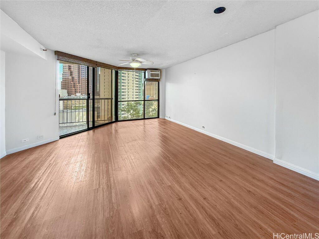 Property Photo:  60 N Beretania Street 1210  HI 96817 