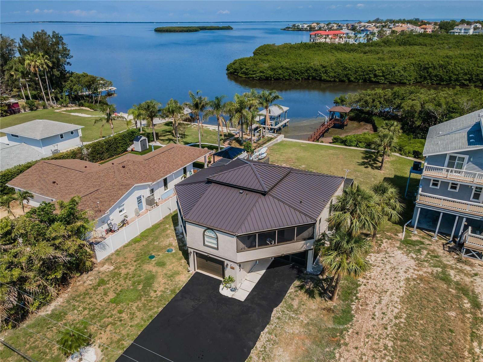 Property Photo: 1616 Sea Breeze Drive FL 34689