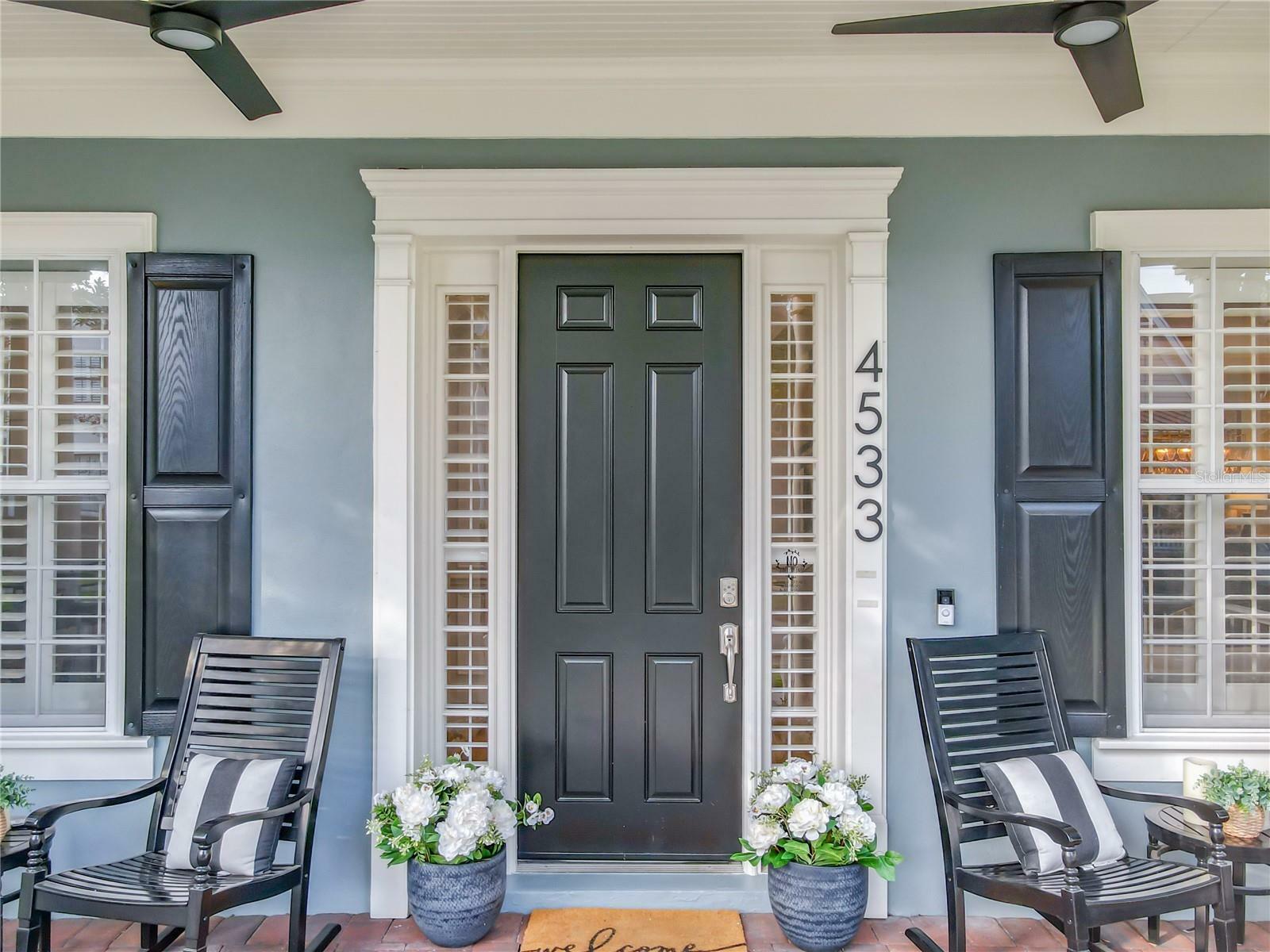 Property Photo: 4533 Burke Street FL 32814