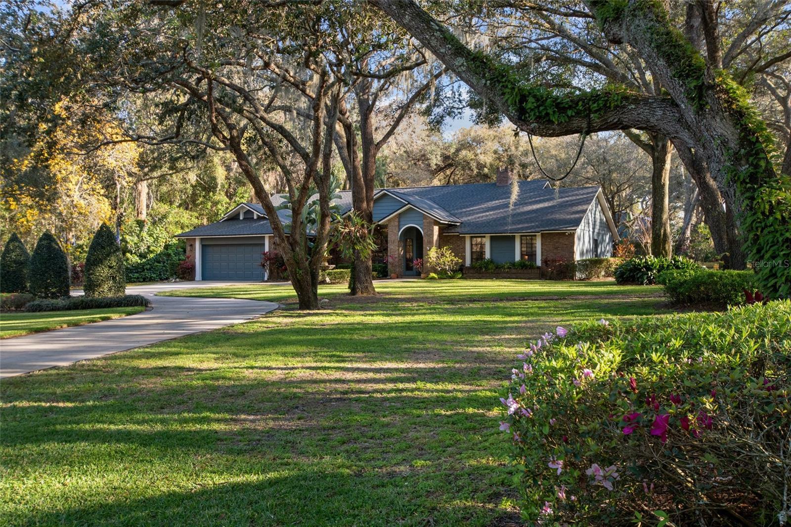 Property Photo:  2614 W Ponkan Road  FL 32712 