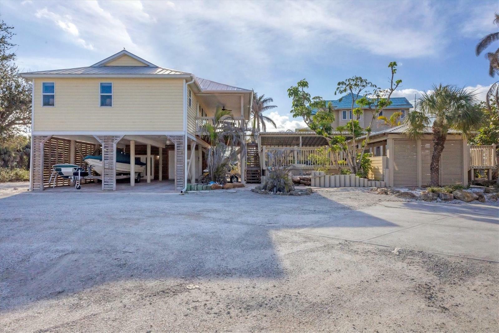 Property Photo: 97 Kettle Harbor Drive FL 33946