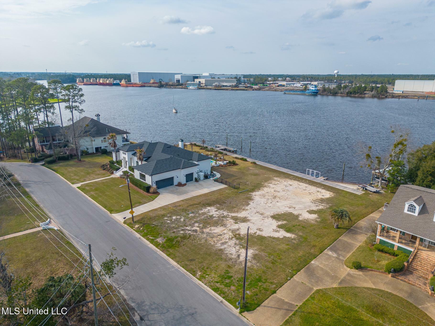 Property Photo: 185 Bayou Circle MS 39507